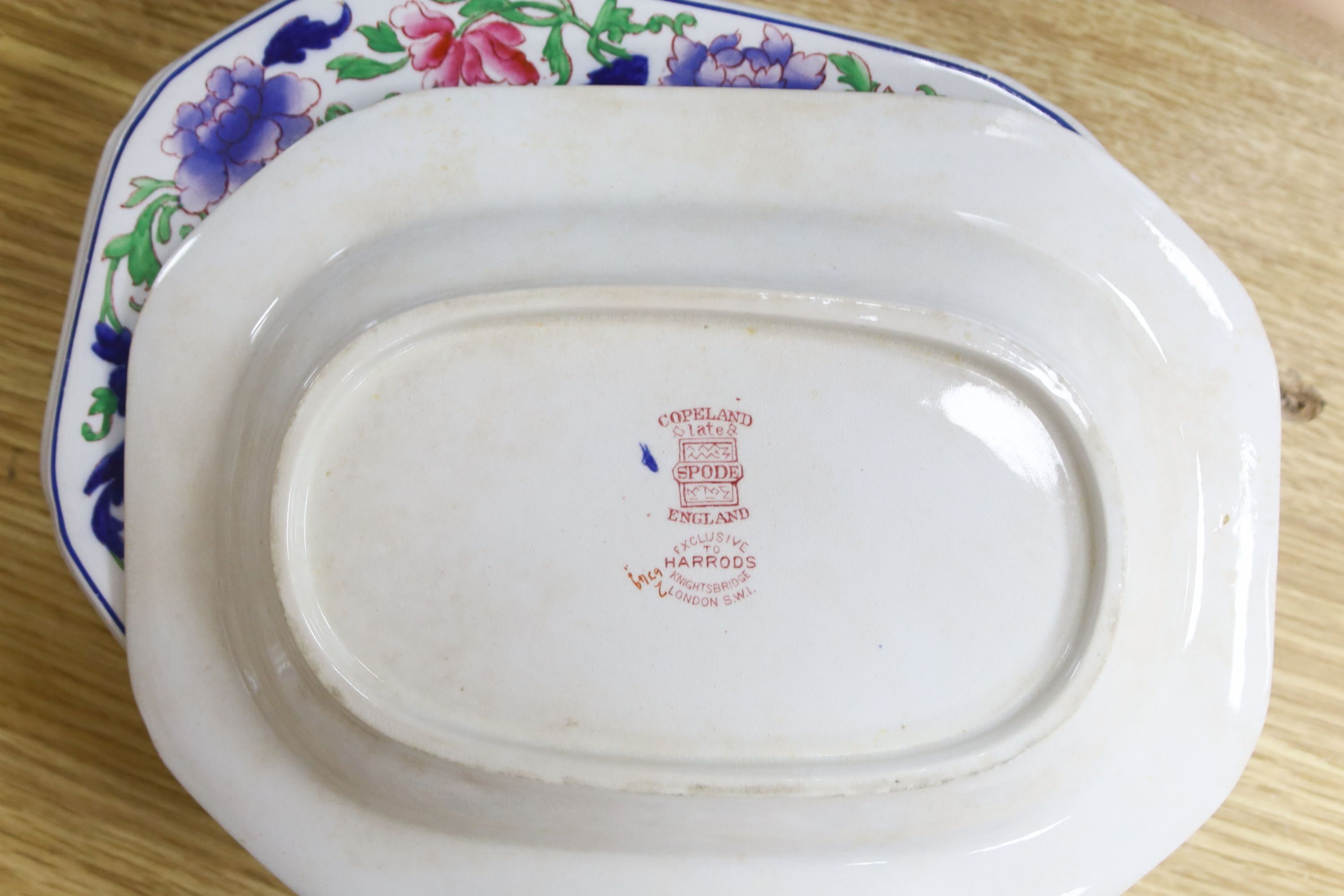 A Copeland Spode dinner service
